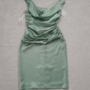 New🎀 Cowl neck satin draped ruched cocktail green dress back v-neck